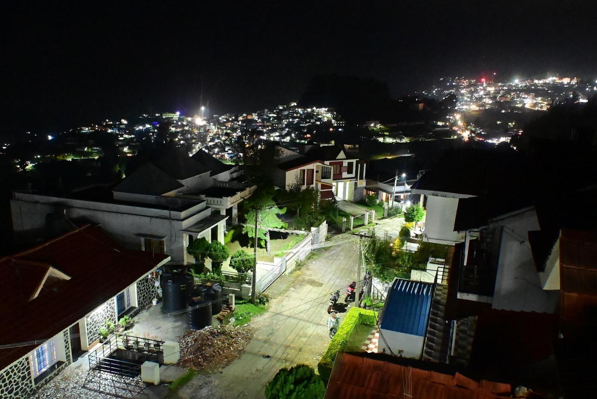 Sathya Holidays Guest house *