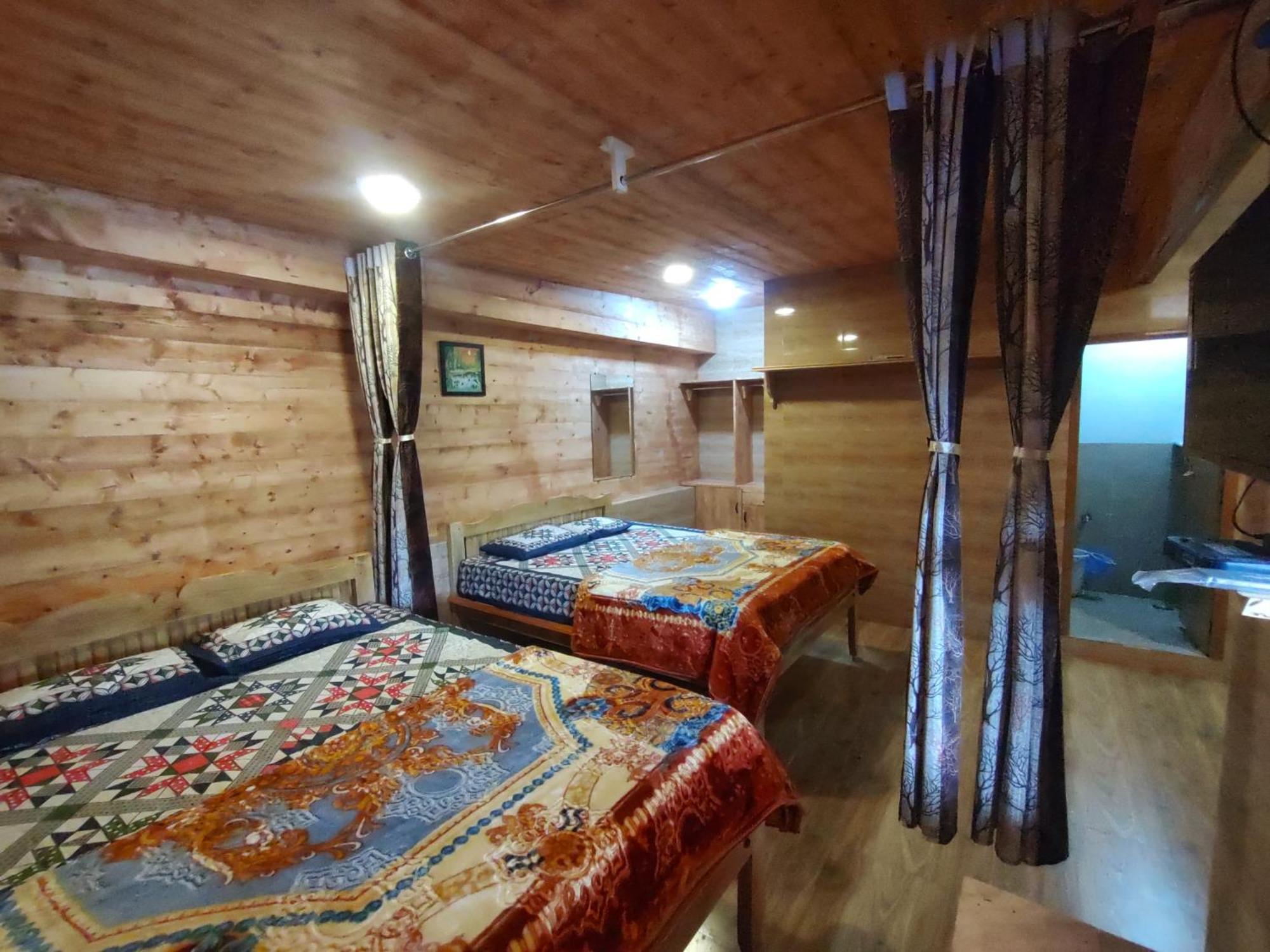 Red Wood House Holiday home *