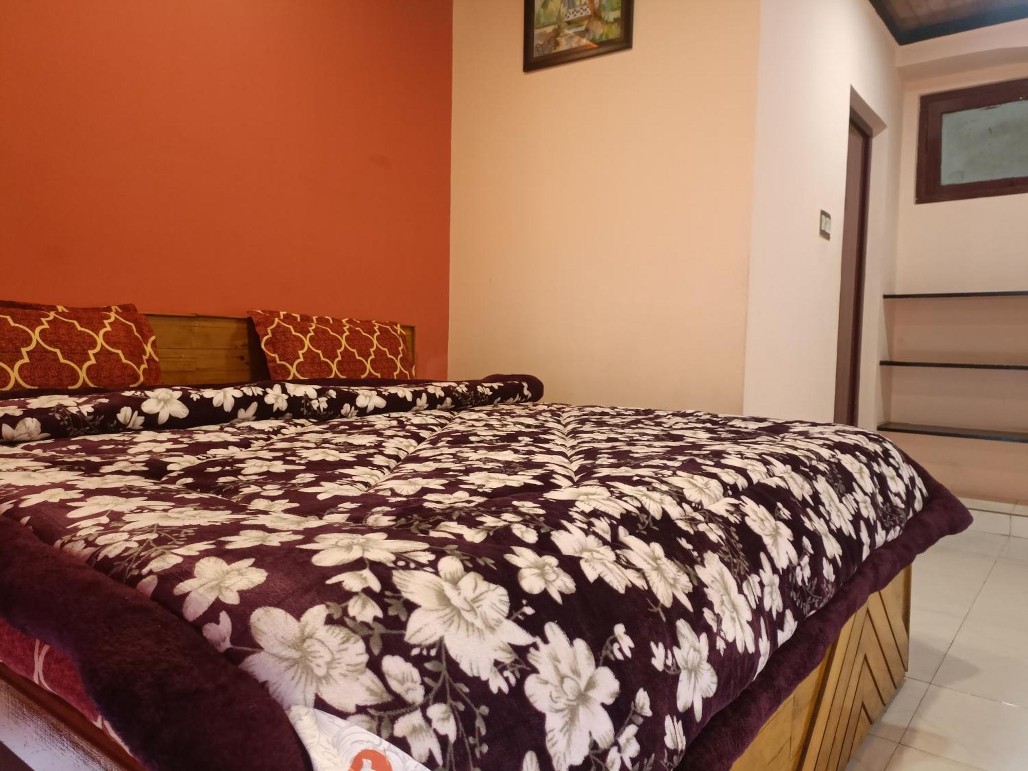Homestay The Right To Way Holidays