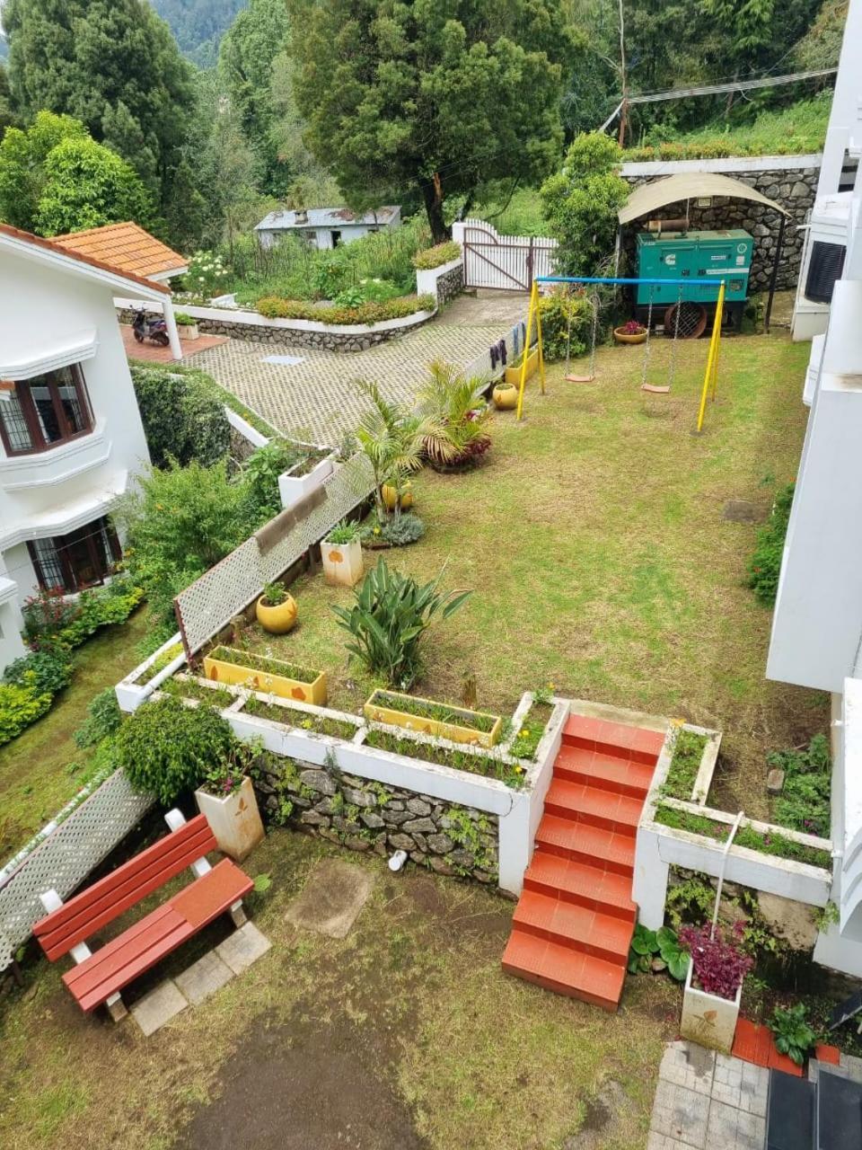 Sunrise On Hills Hotel Kodaikanal