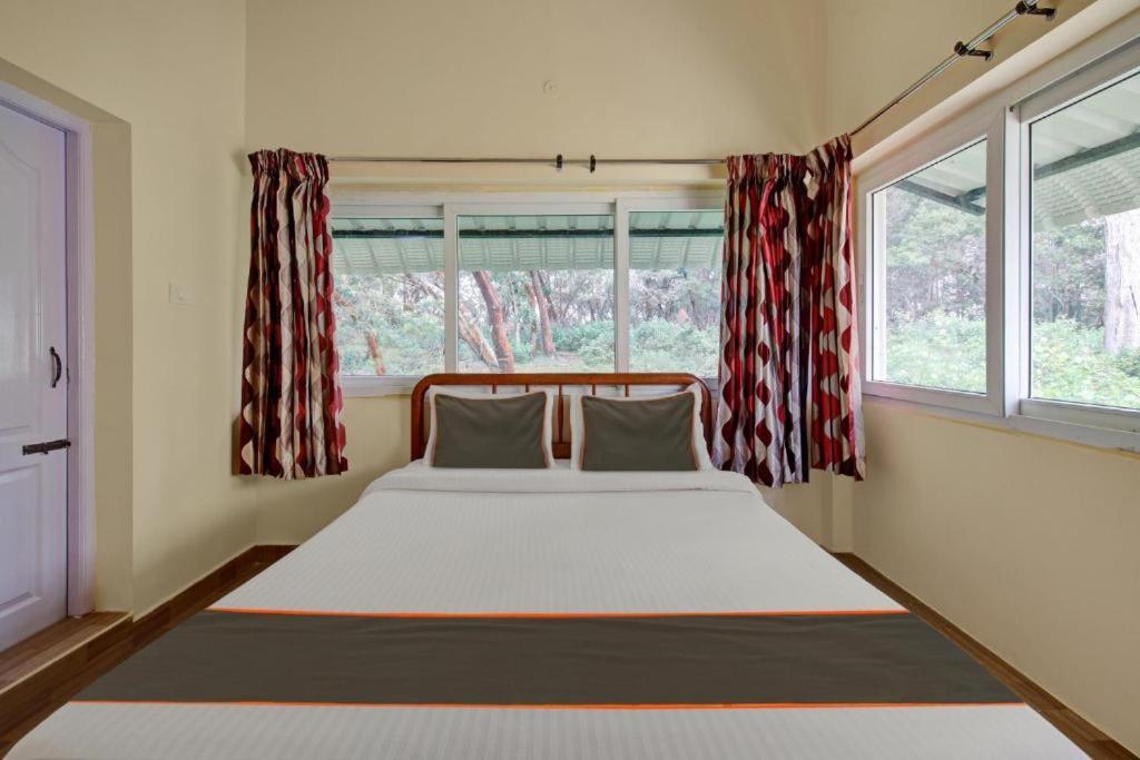 Hotel Starlight Kodai 2*