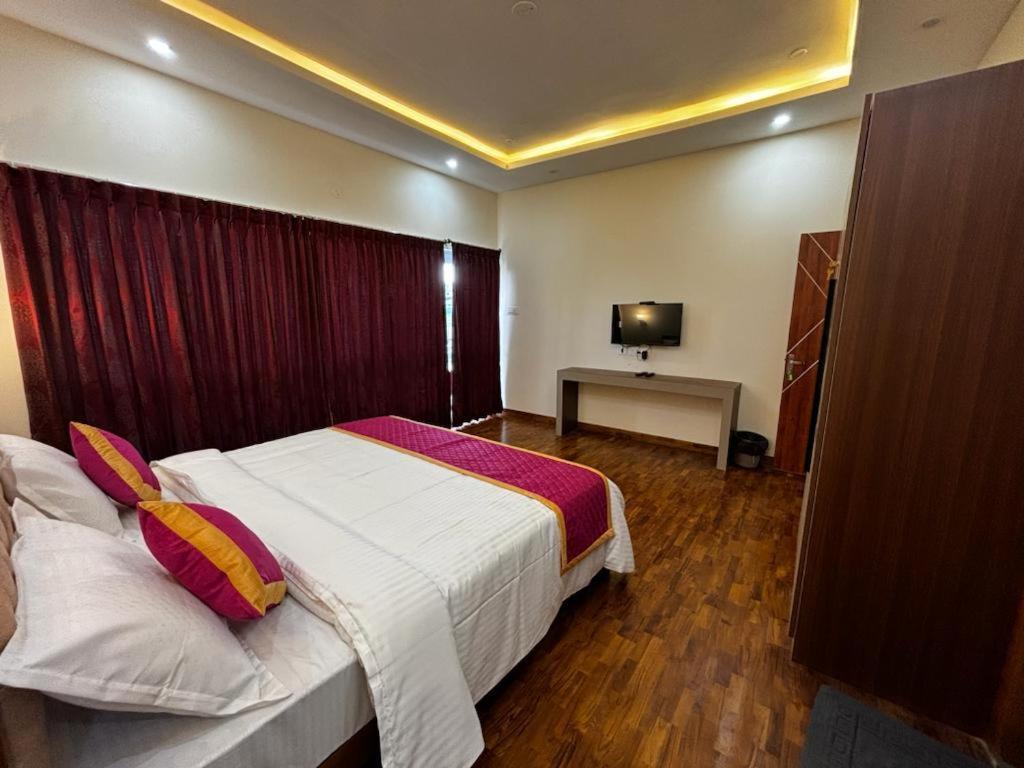 Hotel Sanjay 2*