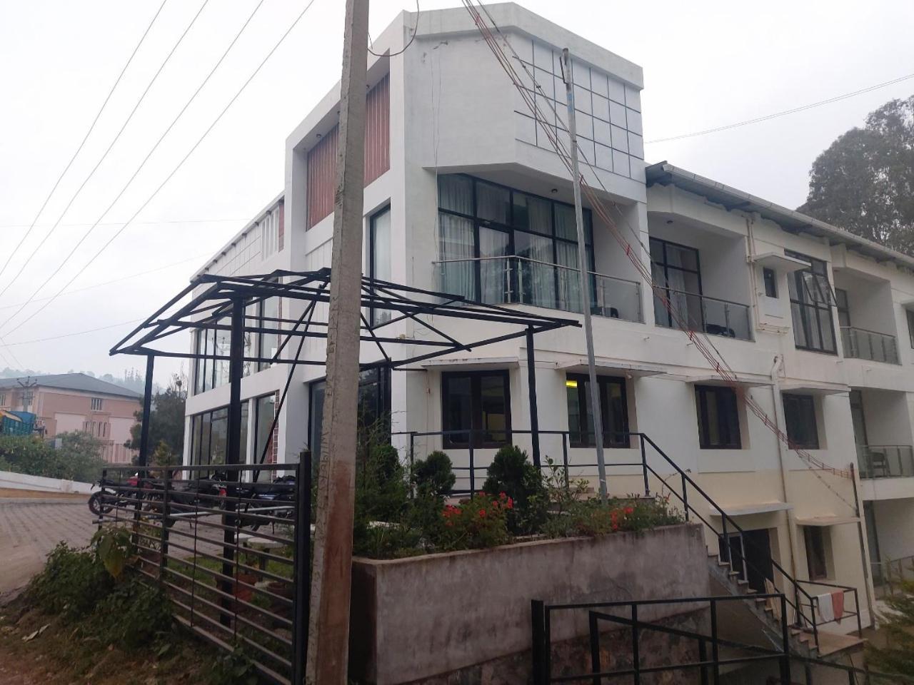 Hotel Sanandreas Yogiroomsonline Kodaikanal