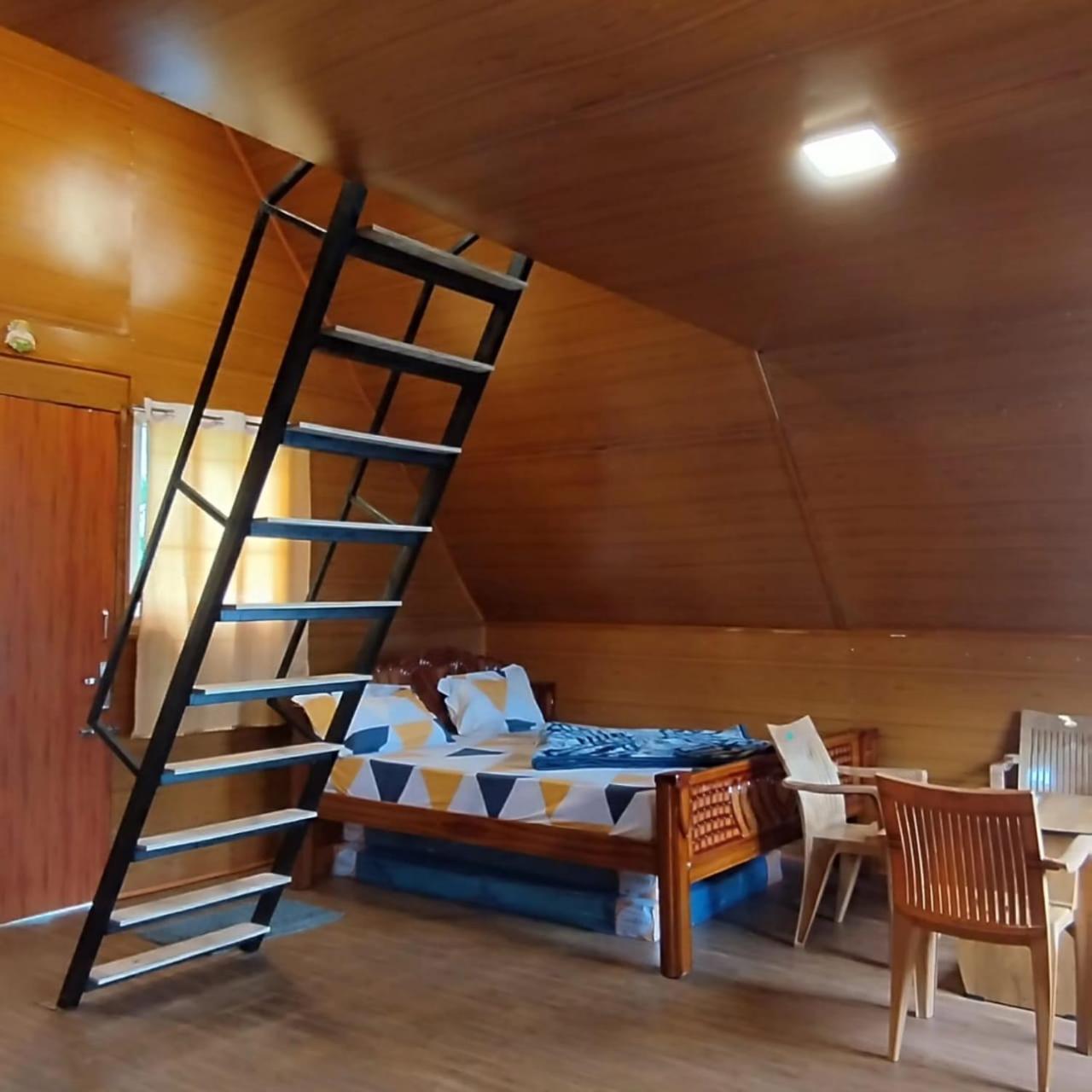 Luxury tent Kodaiveedu