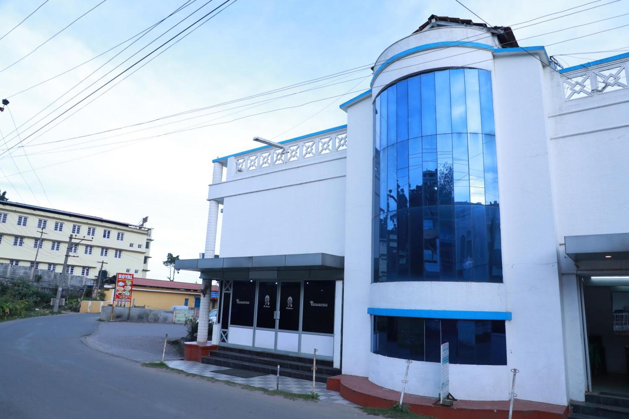 Royal Hotels, Hotel 3*