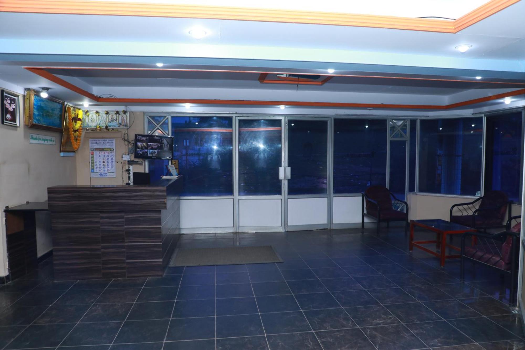 Royal Hotels, 3*