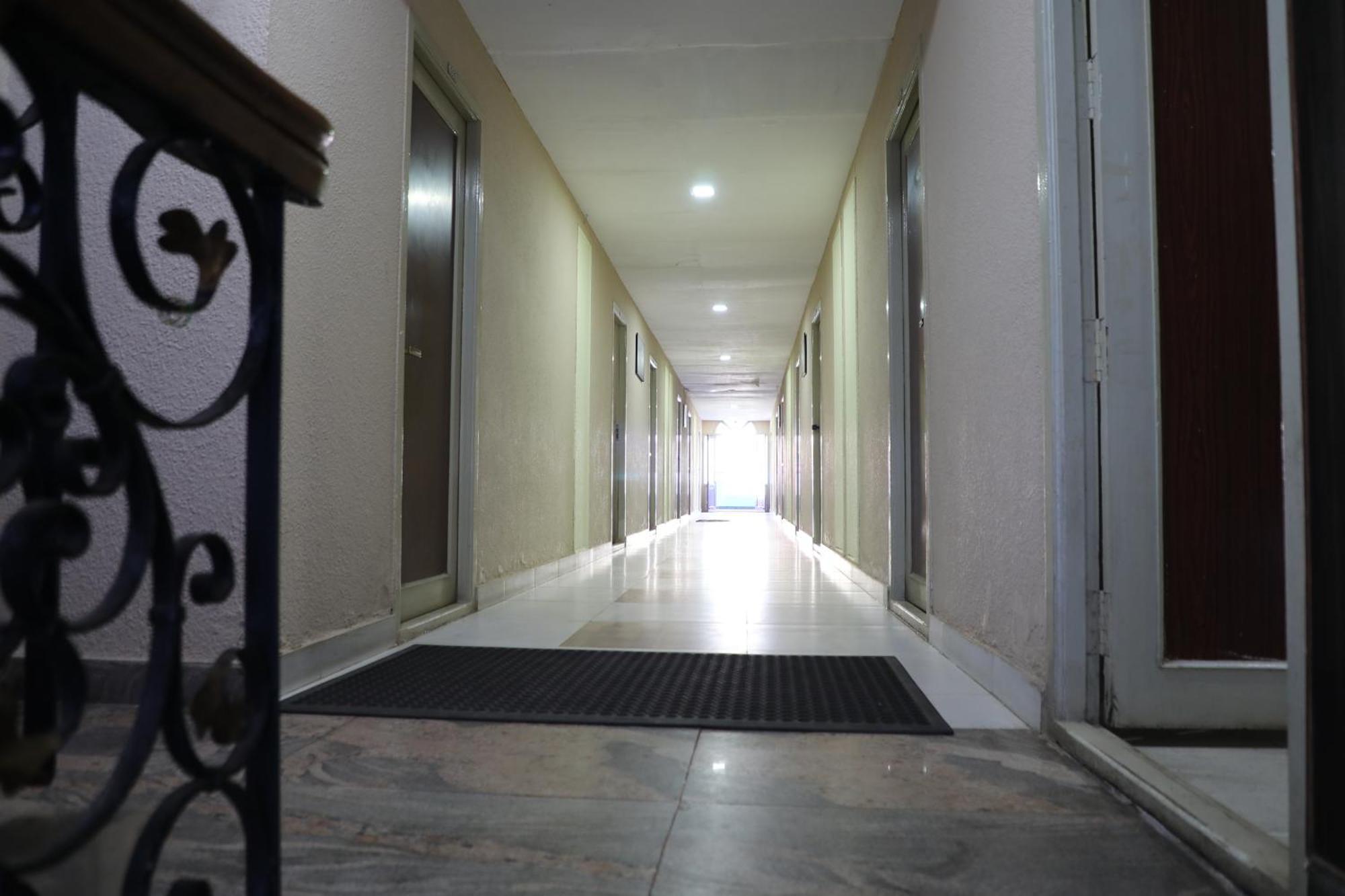 Royal Hotels,