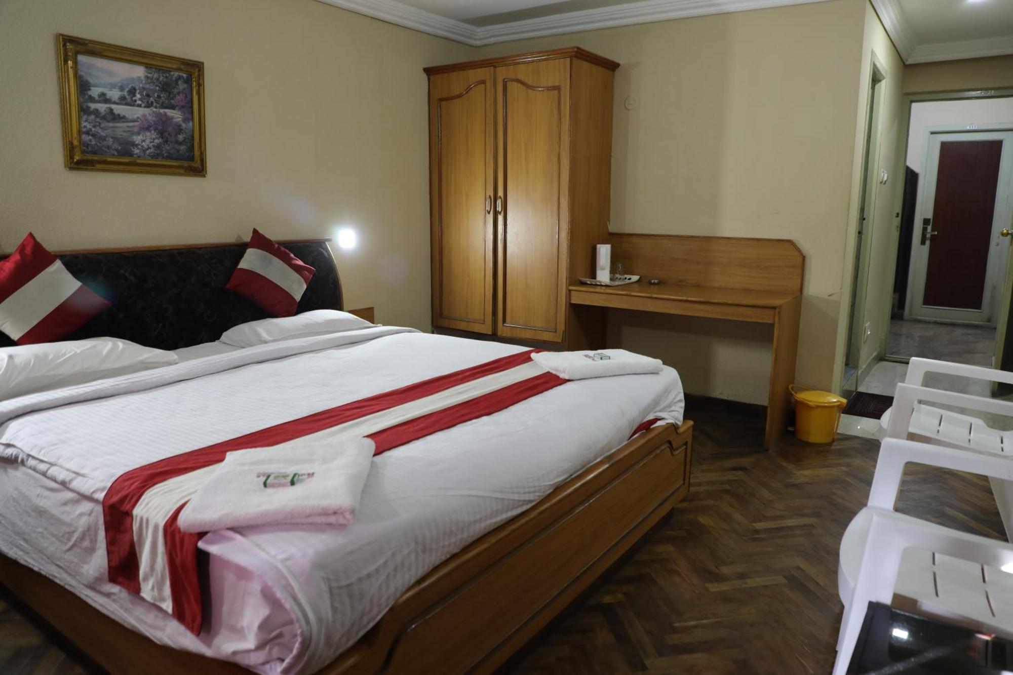 Royal Hotels,