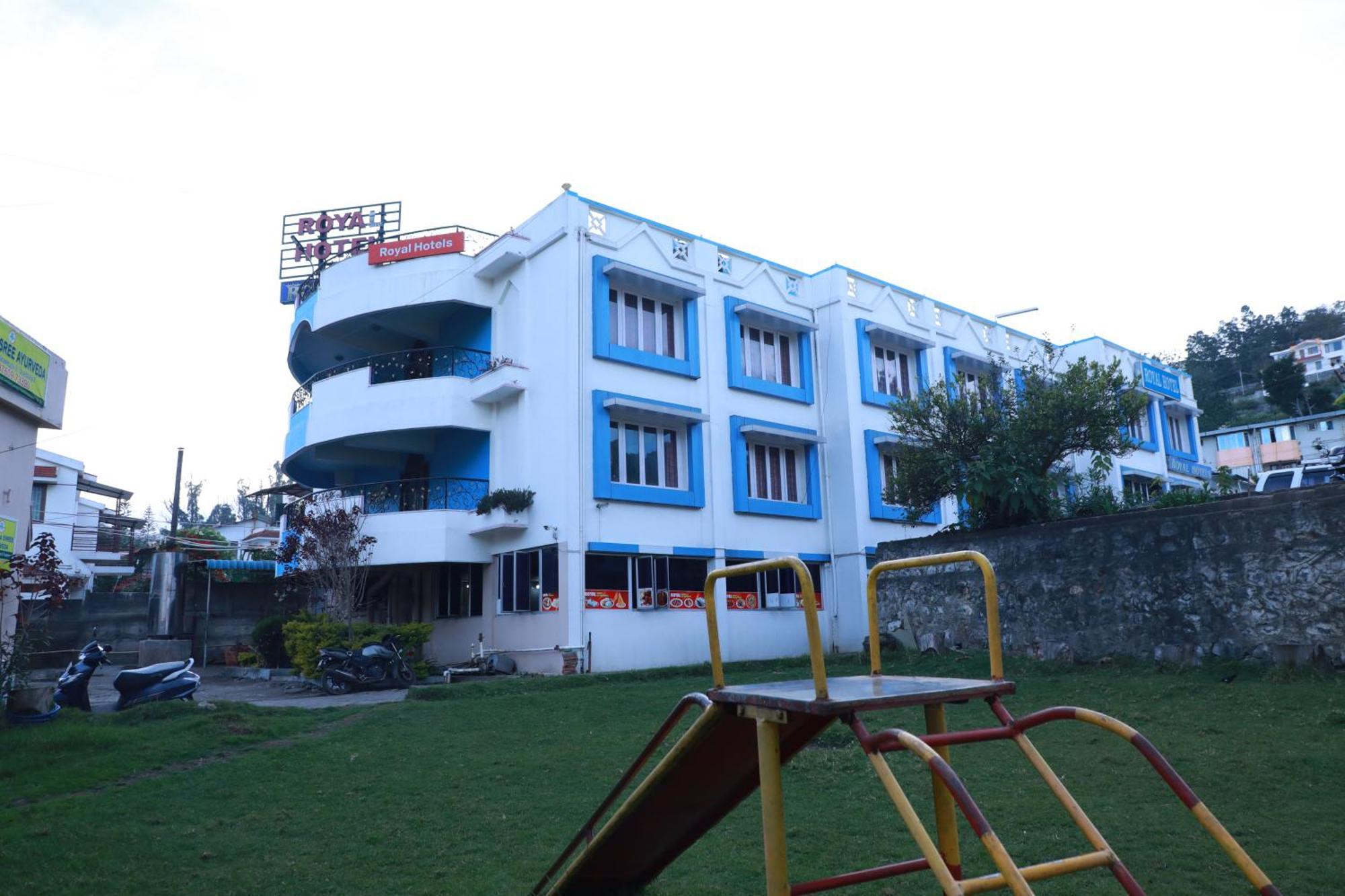 Royal Hotels, Hotel 3*