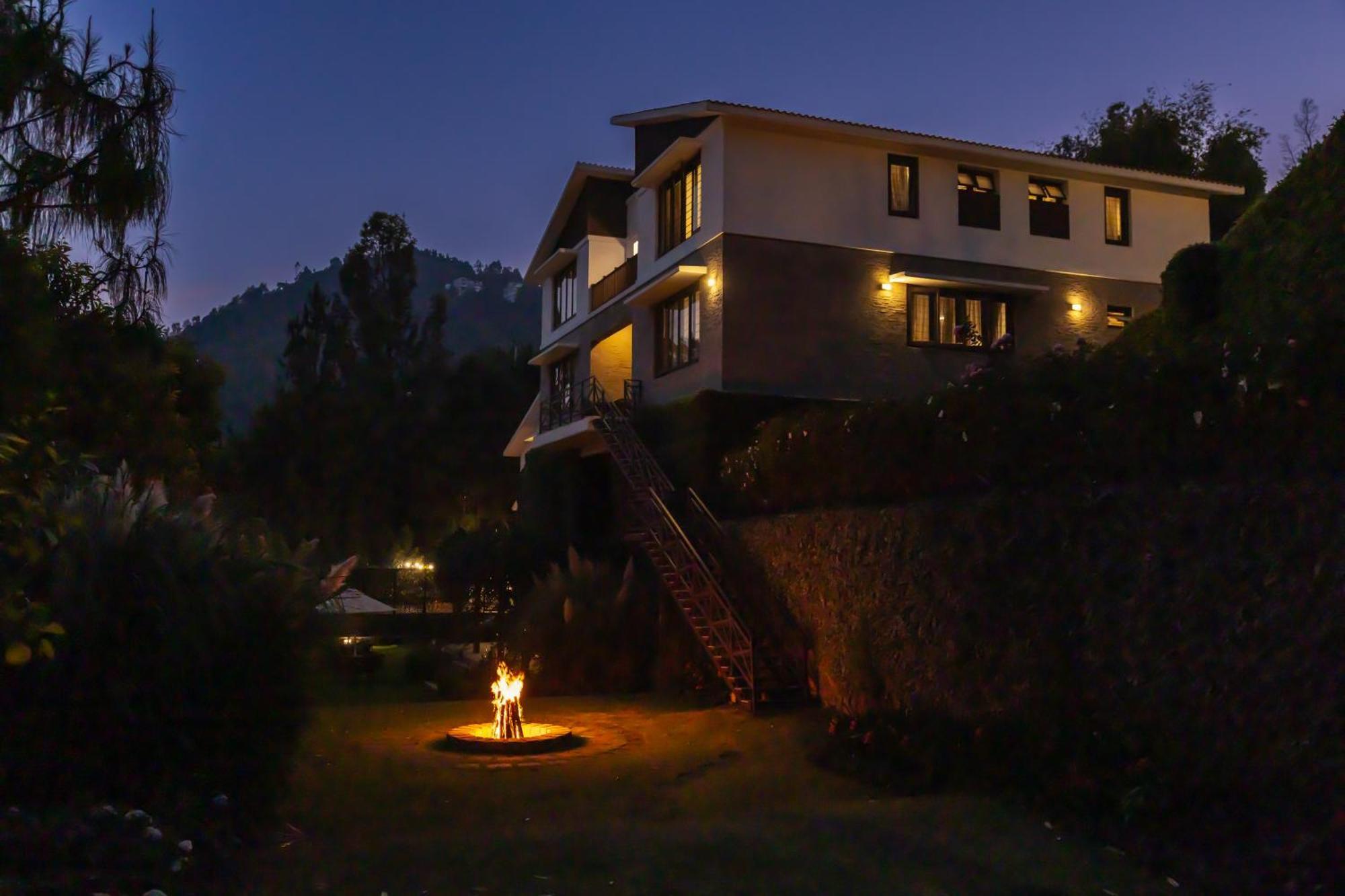 Dvara Luxury Resort 5*