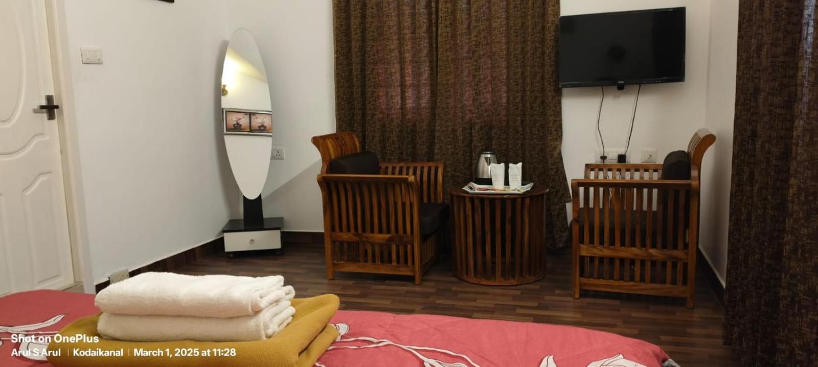 Hotel Raja Hill *