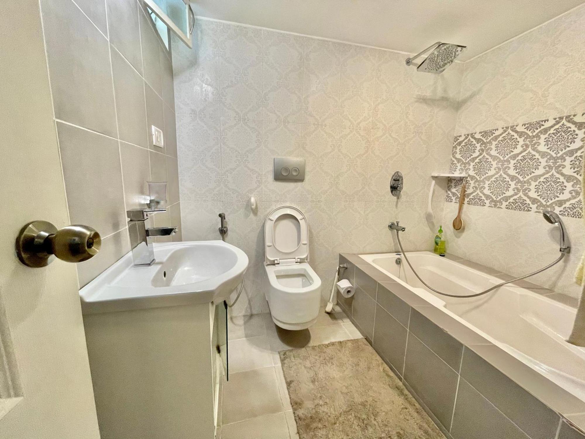 Bell Luxury Private For Families 3bhk With Garden