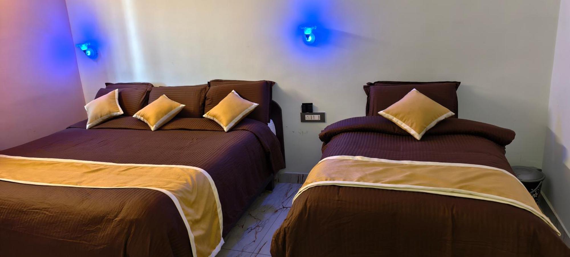 Ponmurugan Residency 2*