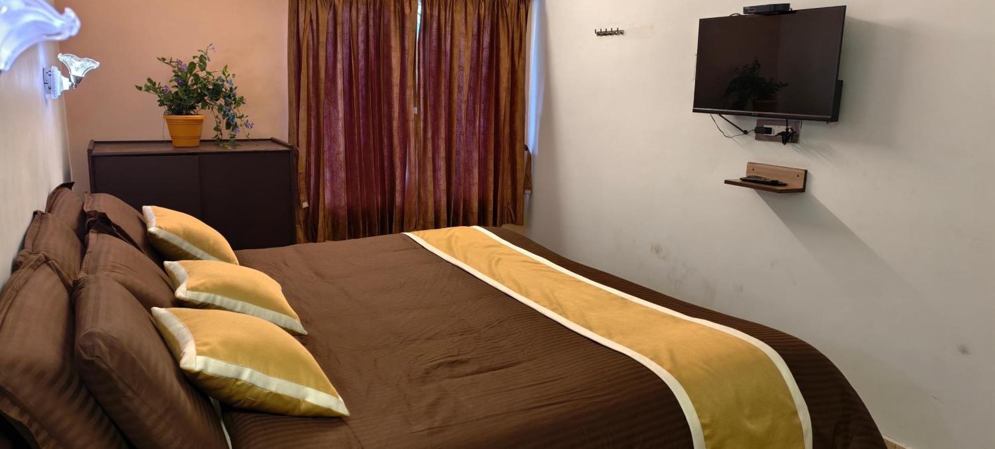 Ponmurugan Residency Kodaikanal