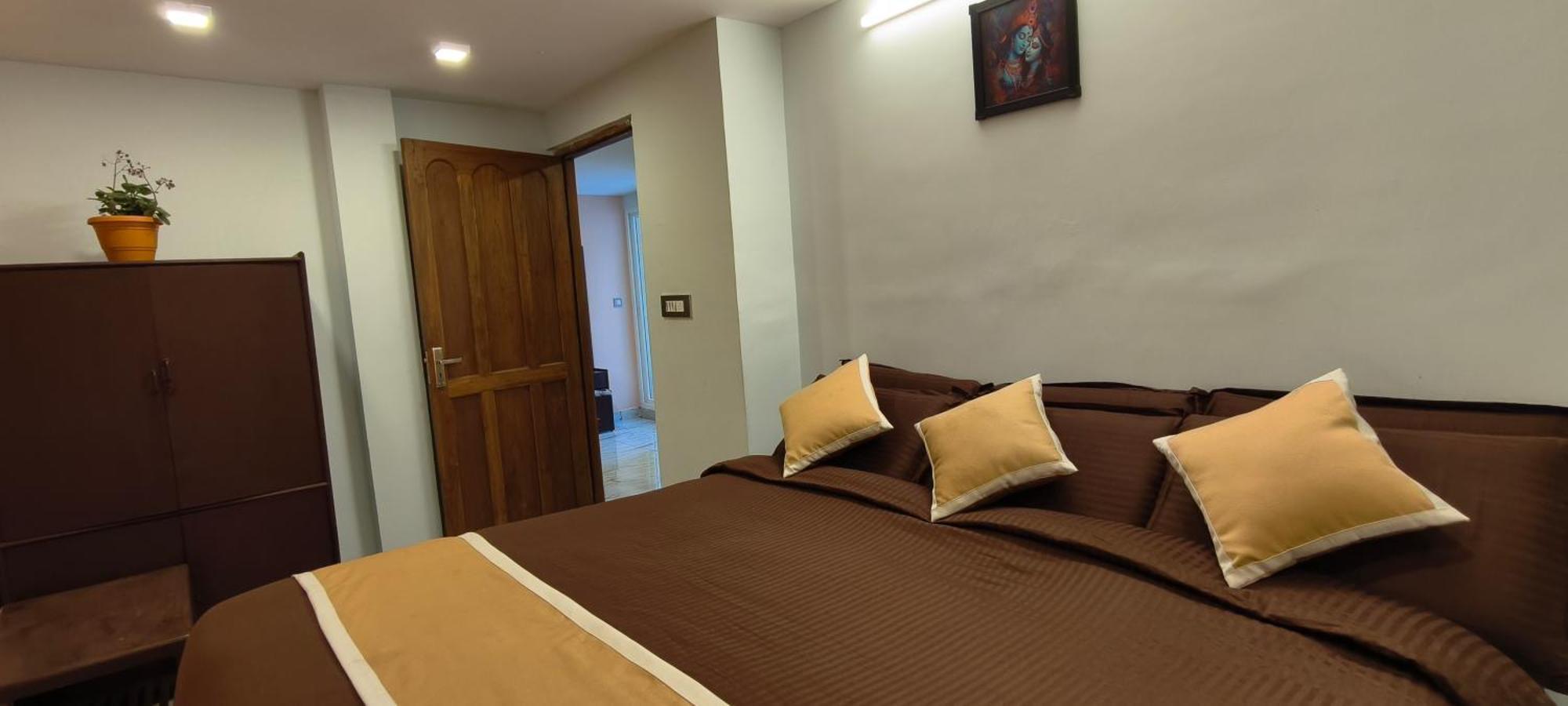 Hotel Ponmurugan Residency 2*