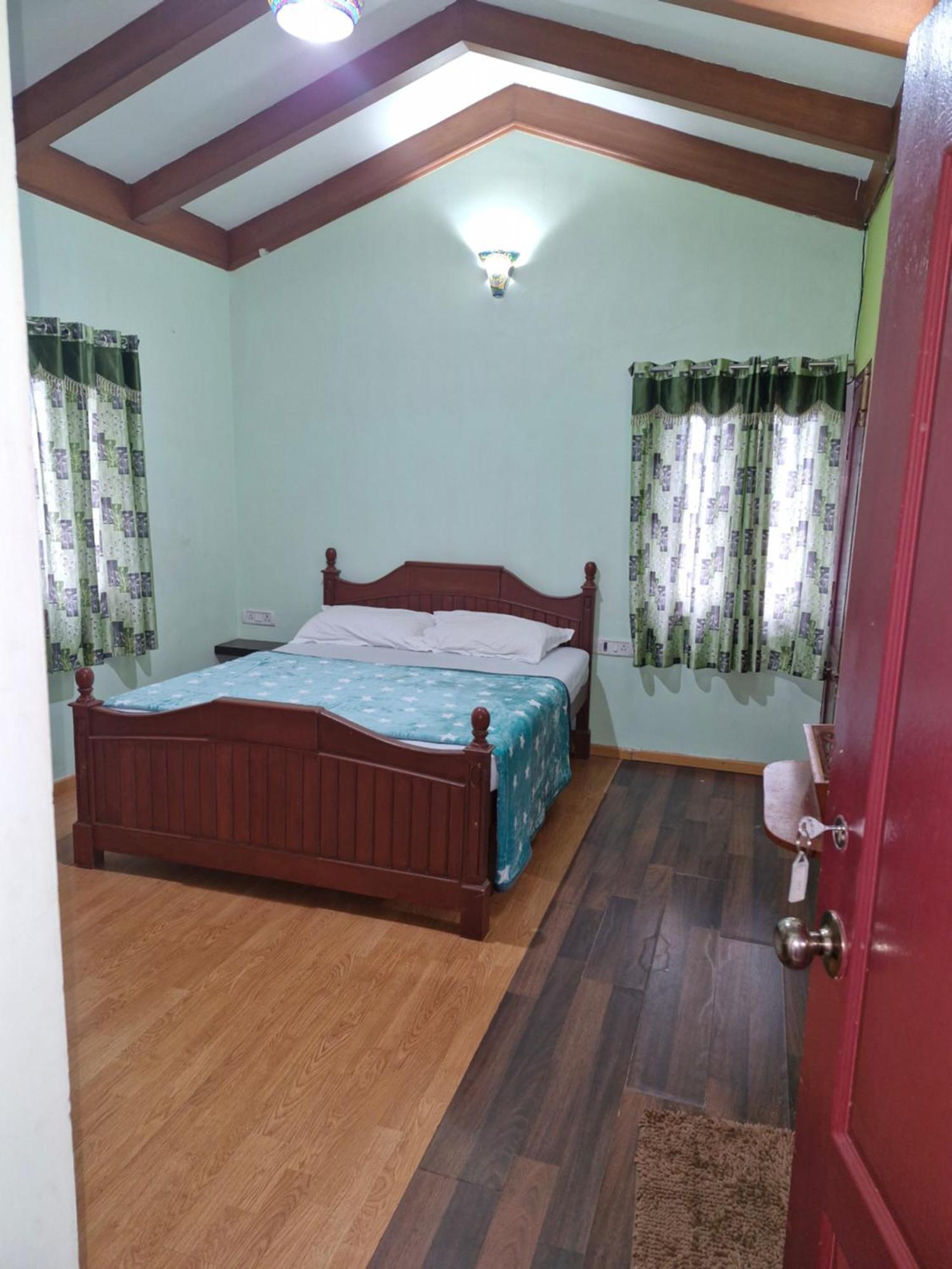 Michael Homestay *