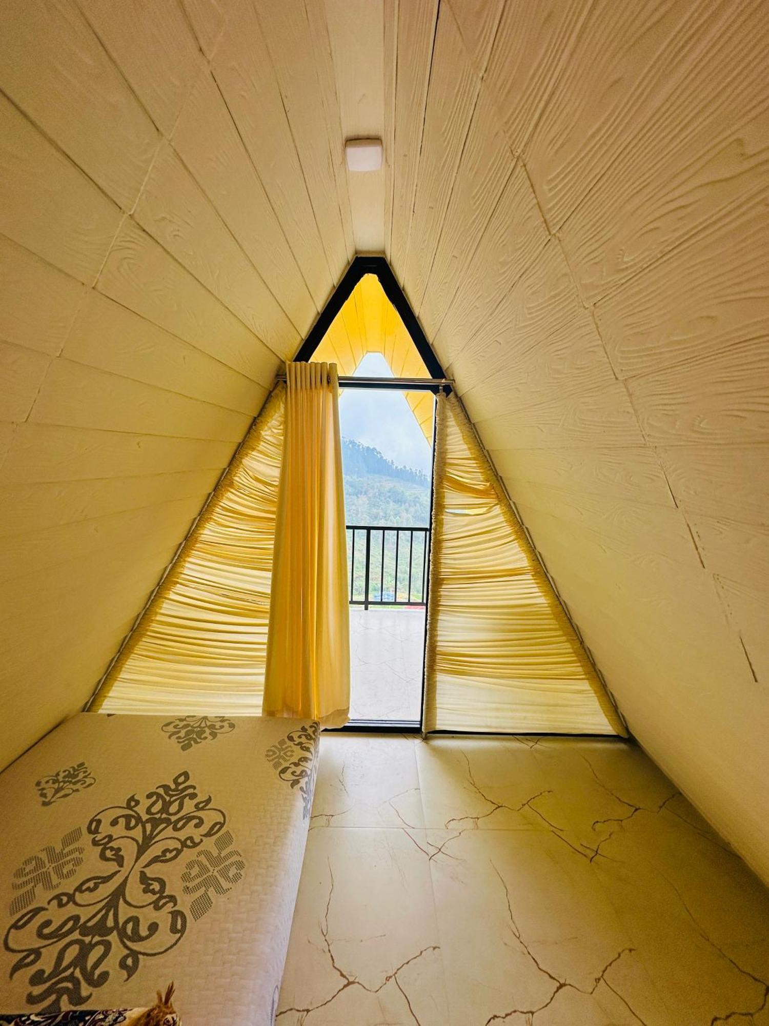 Cloudy Nandy Hills Poombarai Luxury tent