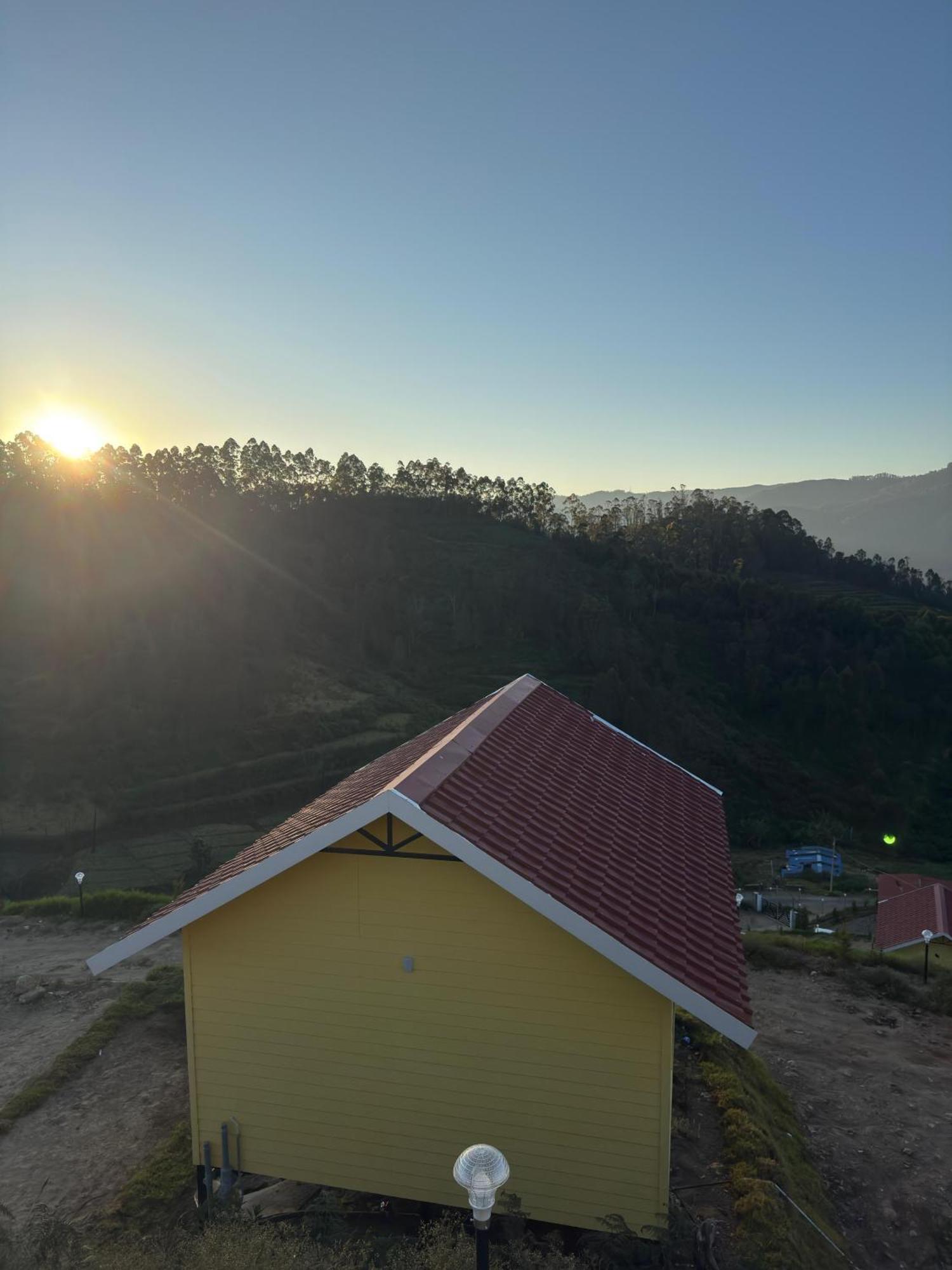 Luxury tent Cloudy Nandy Hills Poombarai Kodaikanal