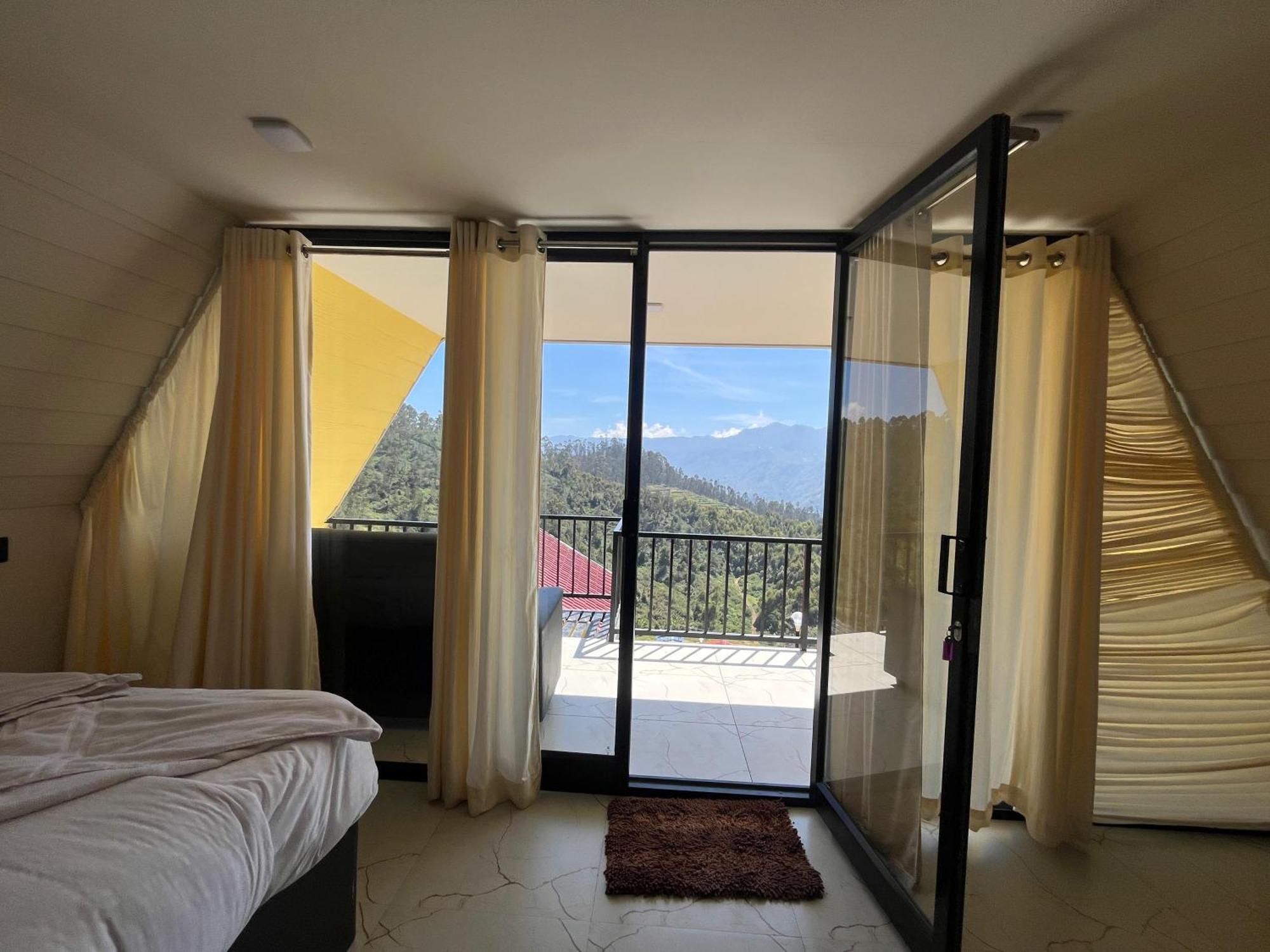 Luxury tent Cloudy Nandy Hills Poombarai Kodaikanal