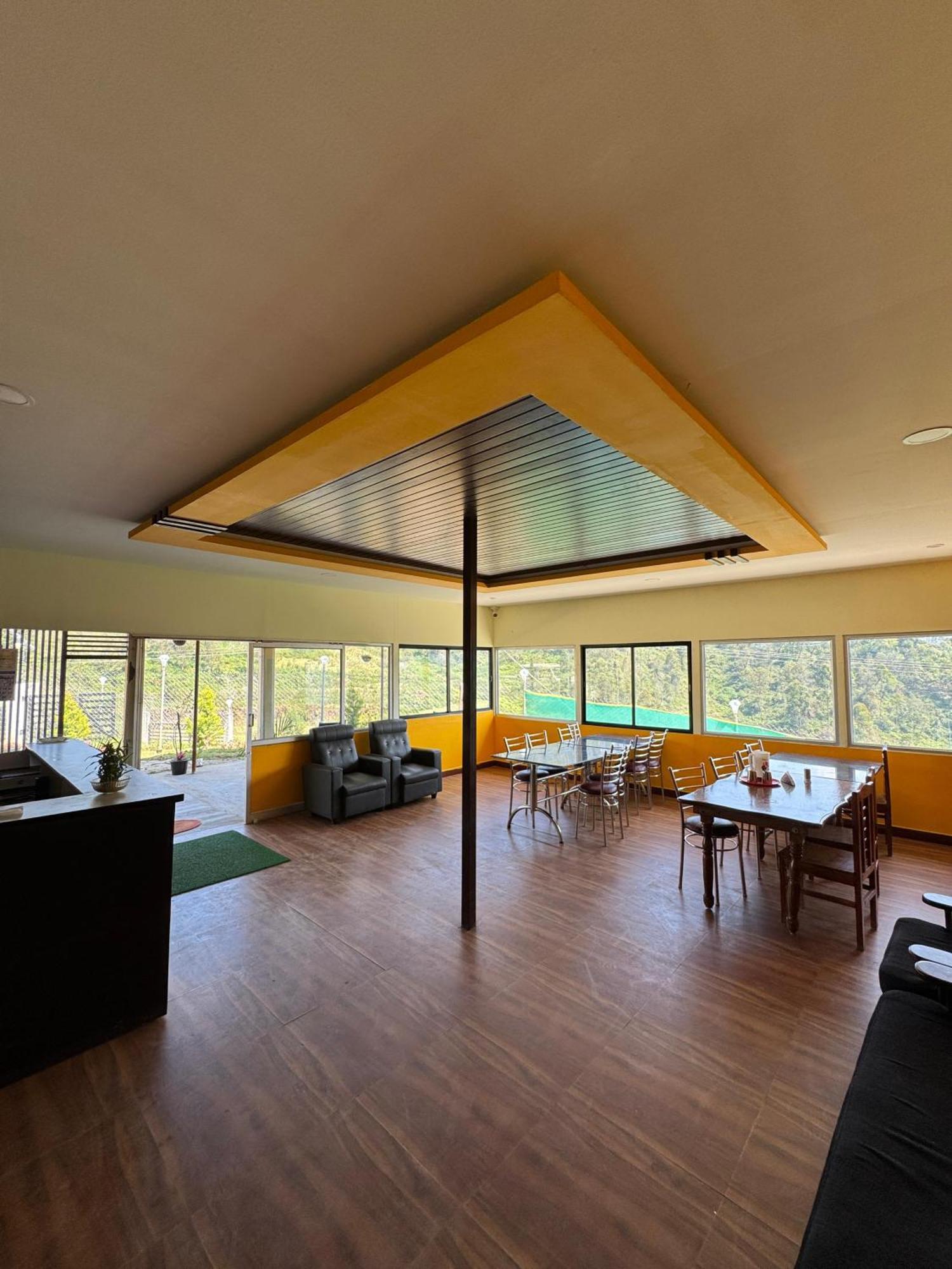Cloudy Nandy Hills Poombarai Luxury tent *