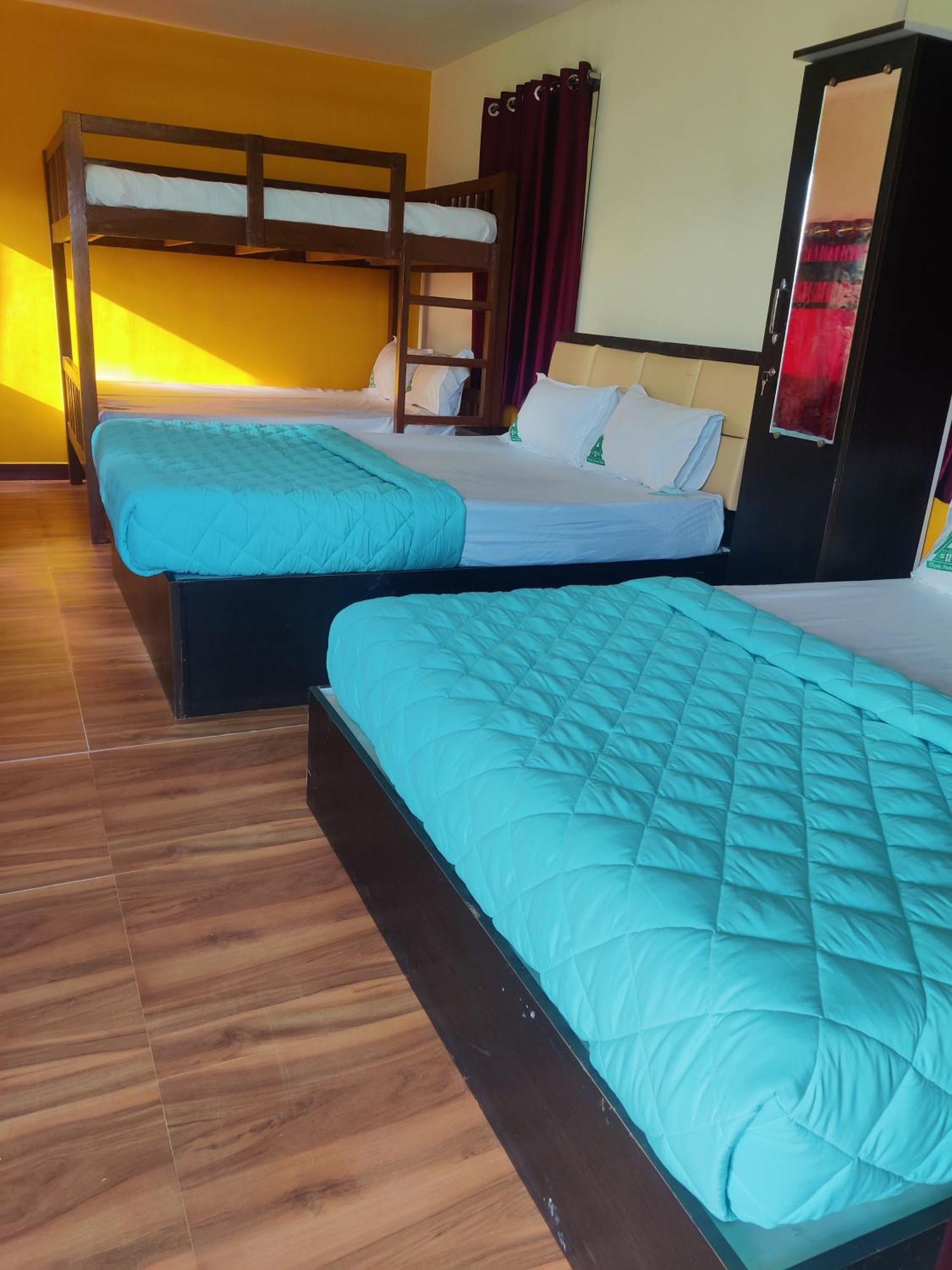 Cloudy Nandy Hills Poombarai Luxury tent