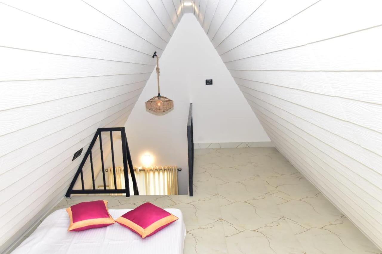 Luxury tent Cloudy Nandy Hills Poombarai Kodaikanal
