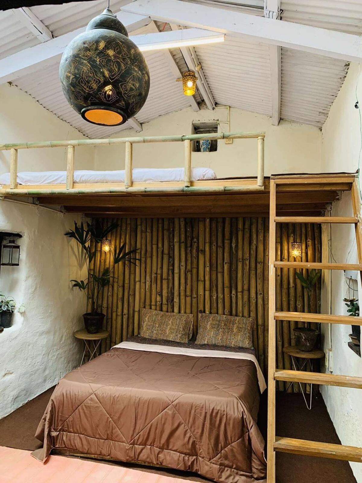 Danish Mudhouse With Loft & Garden * Kodaikanal