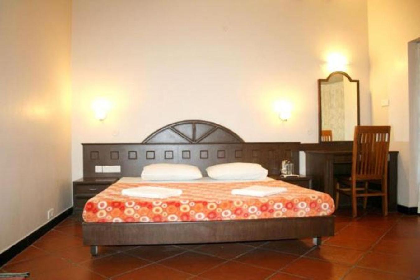 Sunrise On Hills Hotel 3*