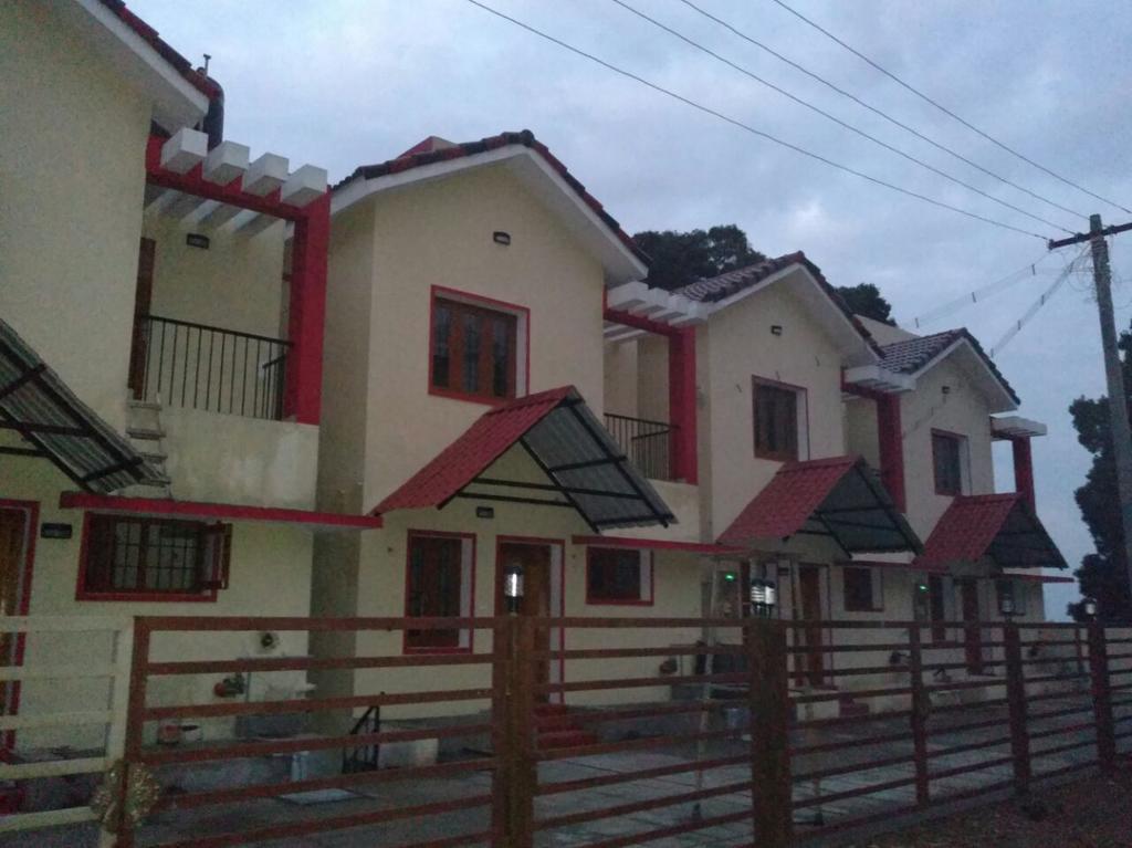 Pears Tree Duplex Villa Kodaikanal