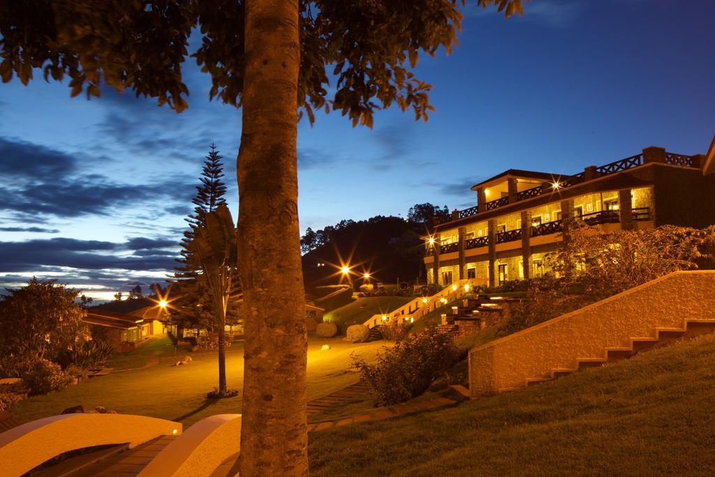 Pastures - A Hill Country 4*