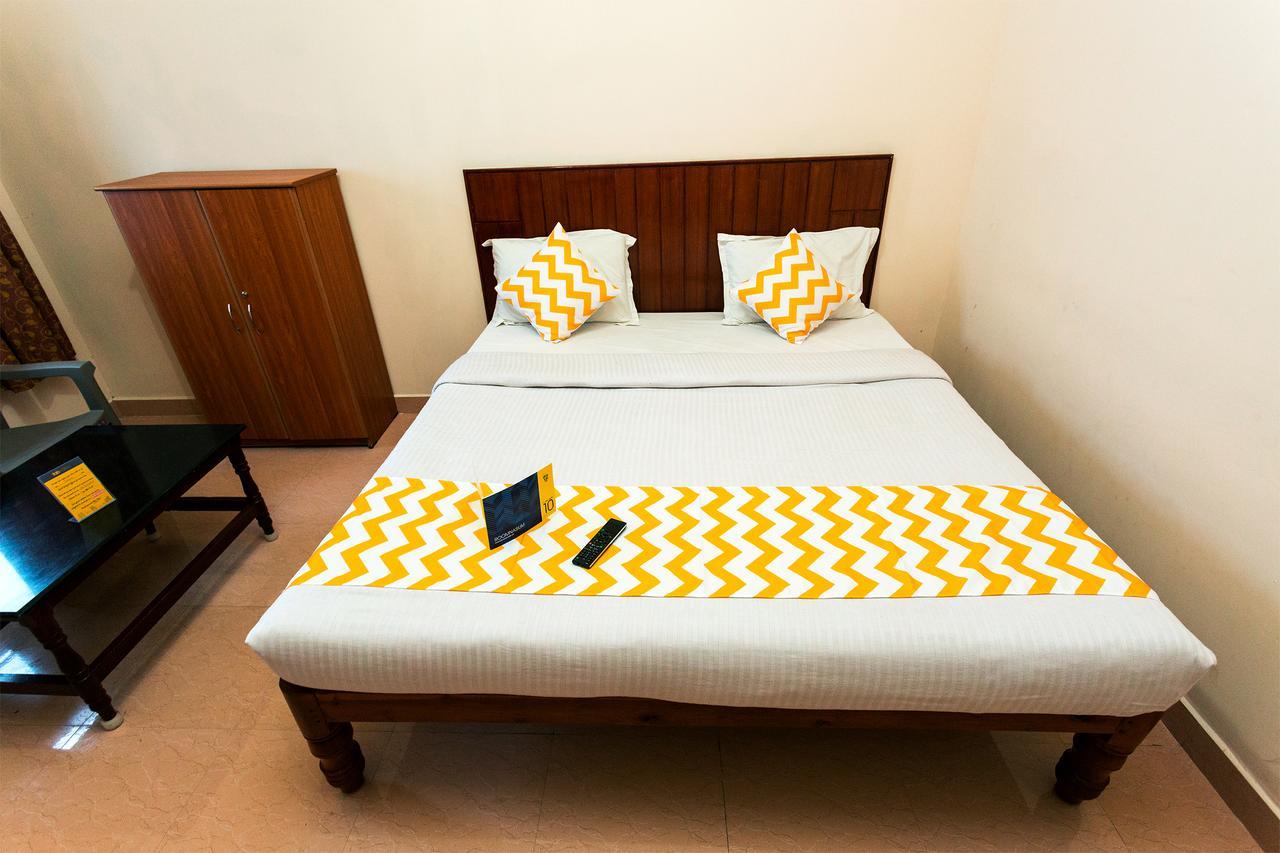 Hotel Fabhotel Cool