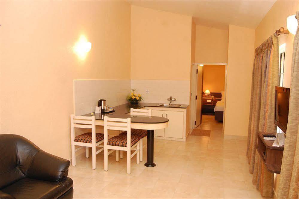 Pastures - A Hill Country 4*