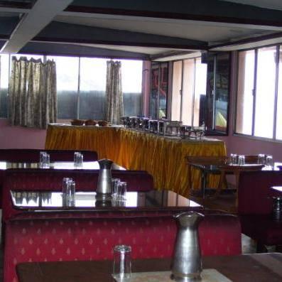 Valley View Hotel 2*