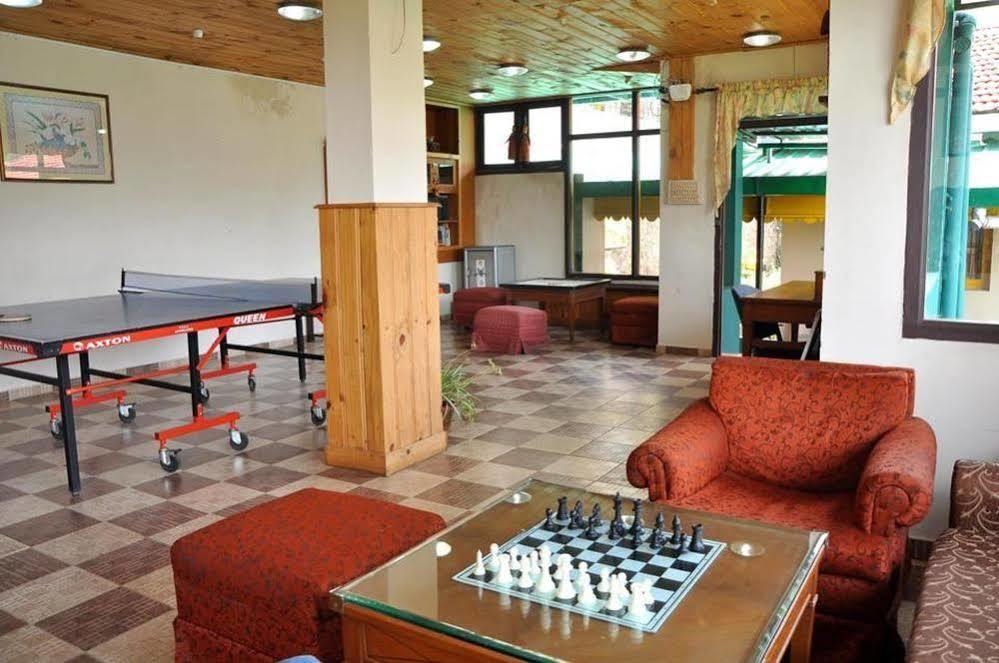 Oyo Rifle Range Road Hotel