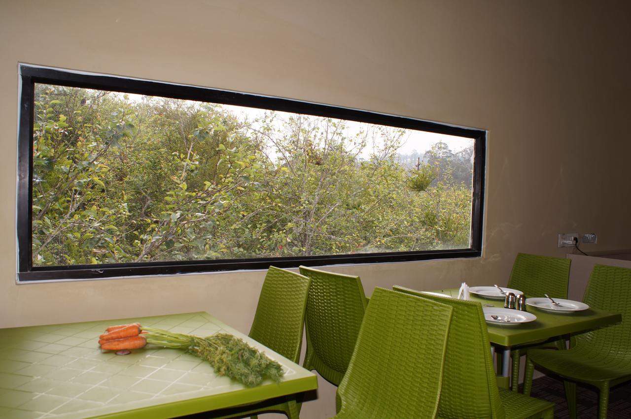 Hotel Pearwoods *