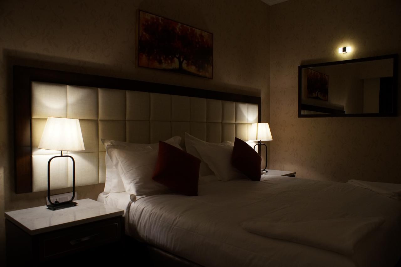 Hotel Pearwoods *