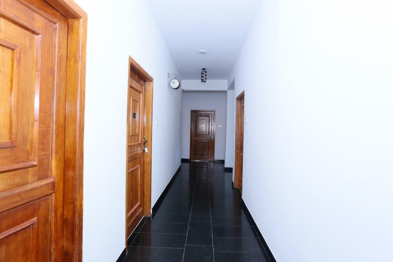Oyo 24192 Vc Elite Residency Hotel 3*