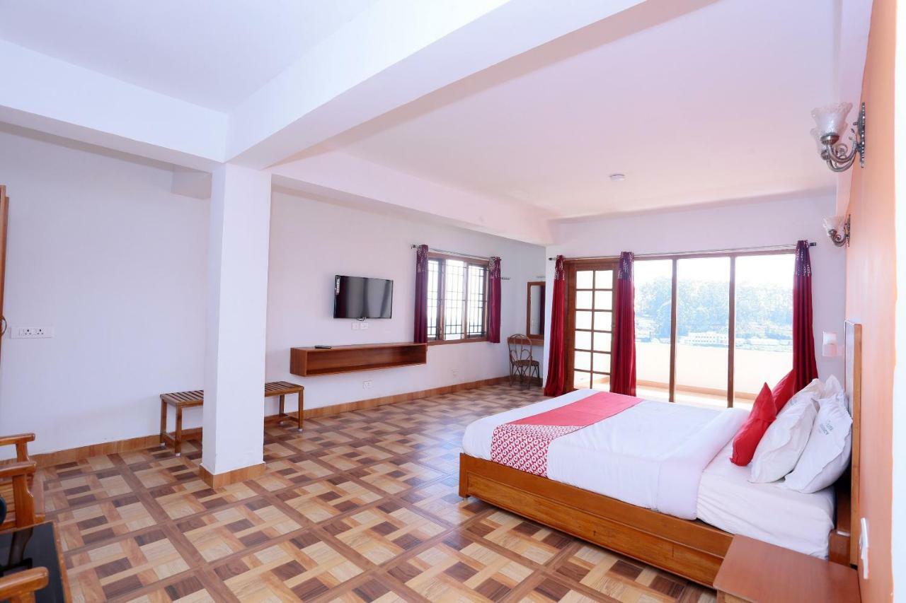 Oyo 24192 Vc Elite Residency 3*
