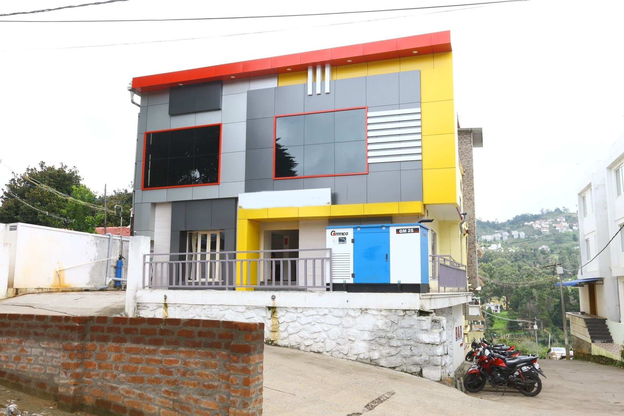 Fabhotel Abirami Residency